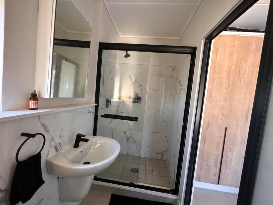 2 Bedroom Property for Sale in Burgundy Estate Western Cape